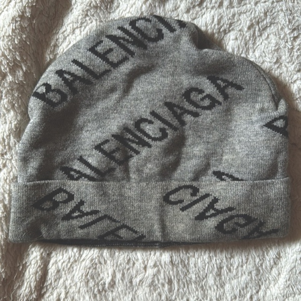 Balenciaga | beanie